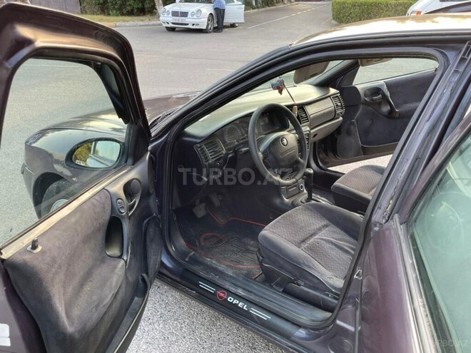 Opel Vectra 1997, 369,853 km - 1.6 l - Sumqayıt