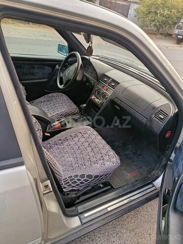 Mercedes C 180 1995, 324,567 km - 1.8 л - Bakı