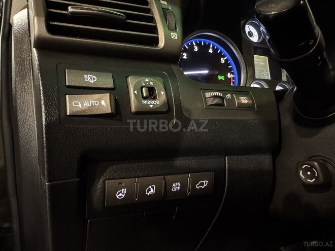 Lexus LX 570 2011, 148,000 km - 5.7 л - Bakı
