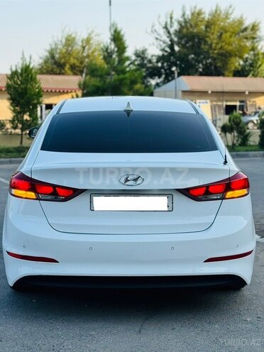 Hyundai Avante 2016, 215,044 km - 1.6 l - İmişli