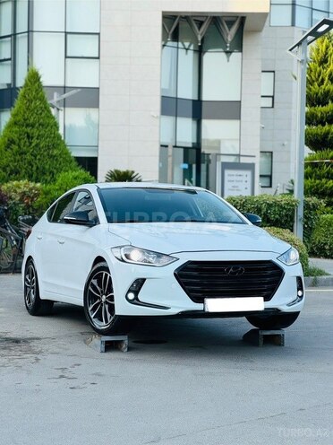 Hyundai Avante 2016, 215,044 km - 1.6 l - İmişli
