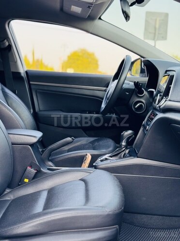 Hyundai Avante 2016, 215,044 km - 1.6 l - İmişli