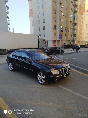 Mercedes C 270 2003, 250,000 km - 2.7 l - Bakı