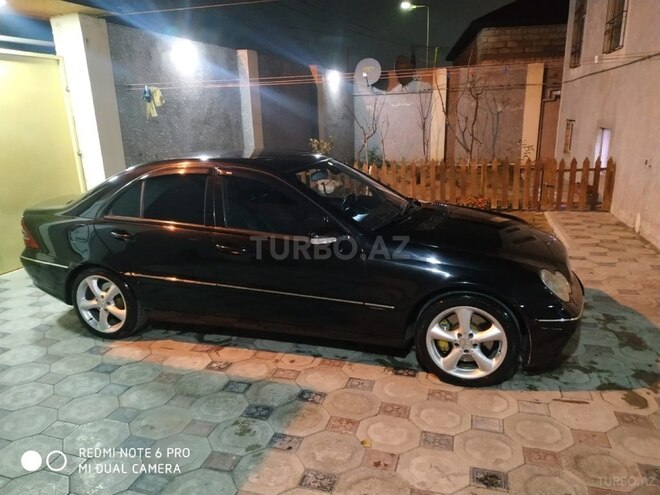 Mercedes C 270 2003, 250,000 km - 2.7 l - Bakı