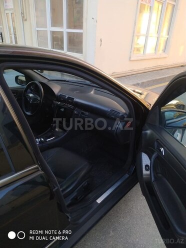 Mercedes C 270 2003, 250,000 km - 2.7 l - Bakı