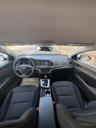 Hyundai Elantra 2018, 65,000 km - 2.0 l - Bakı