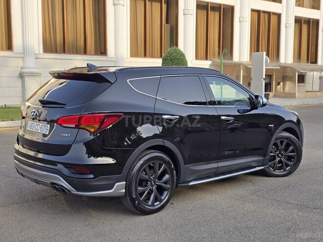 Hyundai Santa Fe 2017, 210,000 km - 2.0 л - Tovuz