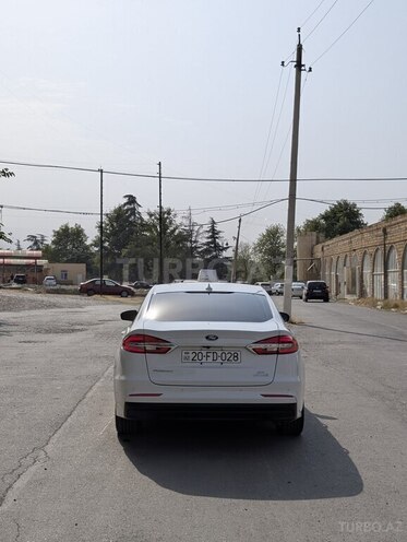 Ford Fusion (North America) 2019, 62,820 km - 2.0 л - Gəncə