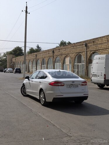 Ford Fusion (North America) 2019, 62,820 km - 2.0 л - Gəncə