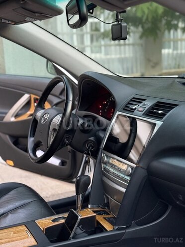 Toyota Camry 2006, 270,000 km - 2.4 л - Quba
