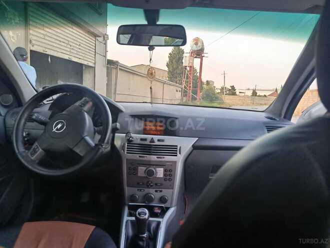 Opel Astra 2009, 232,000 km - 1.7 l - Bakı