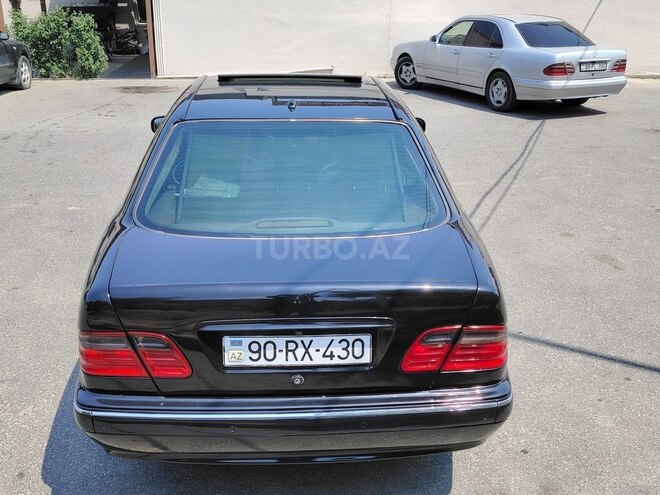 Mercedes E 430 2001, 249,000 km - 4.3 l - Bakı