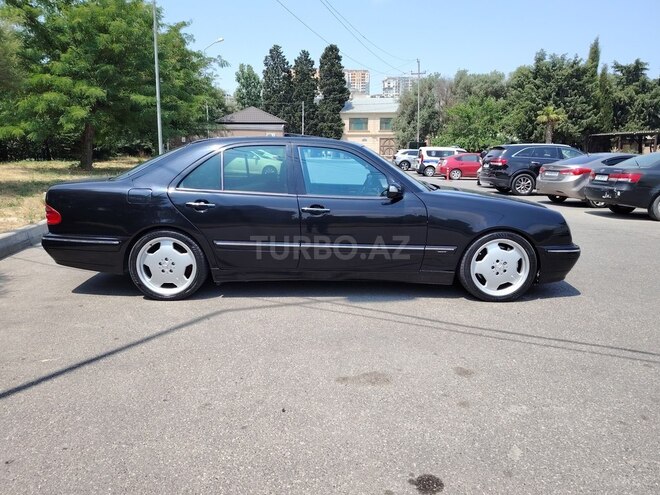 Mercedes E 430 2001, 249,000 km - 4.3 l - Bakı