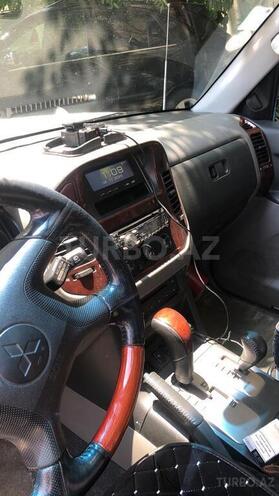 Mitsubishi Pajero 2005, 234,000 km - 3.0 l - Bakı