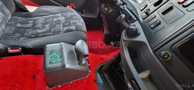 Mercedes Axor 1829 2008, 680,000 km - 6.4 л - Lənkəran