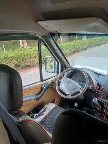 Mercedes Sprinter 313 2004, 150,000 km - 2.2 l - Sumqayıt