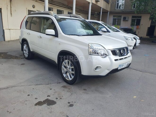 Nissan X-Trail 2013, 166,000 km - 2.5 l - Bakı