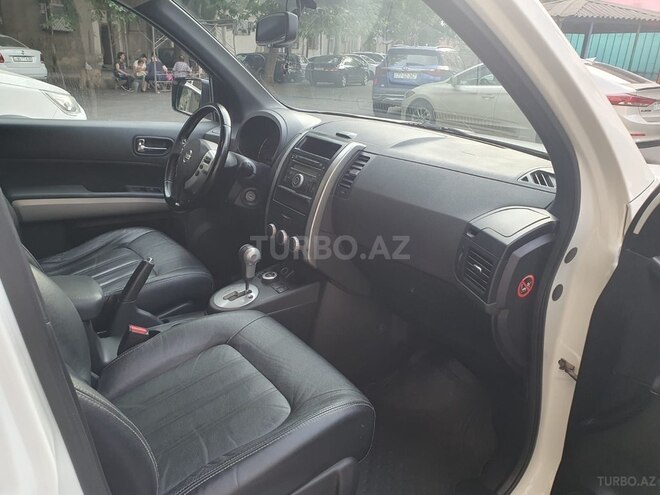 Nissan X-Trail 2013, 166,000 km - 2.5 l - Bakı