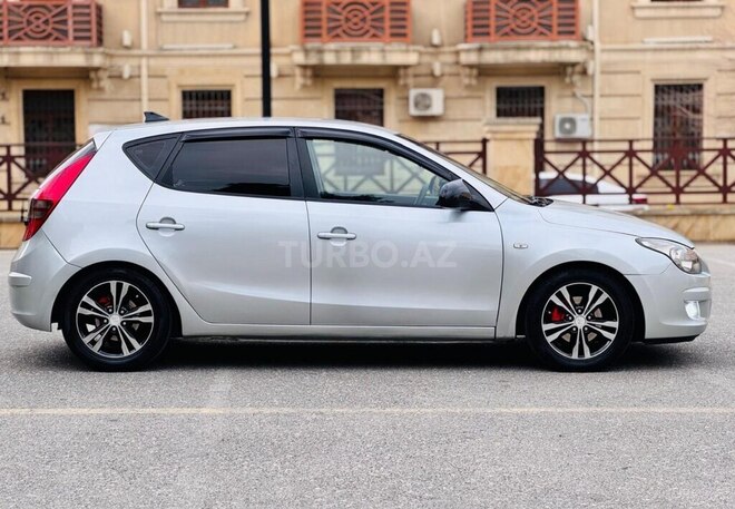 Hyundai i30 2009, 440,000 km - 1.6 л - Bərdə