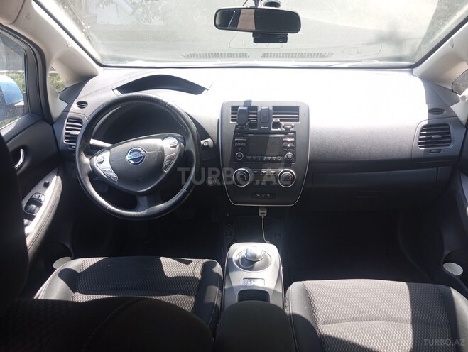 Nissan Leaf 2015, 125,000 km - 0.0 l - Bakı