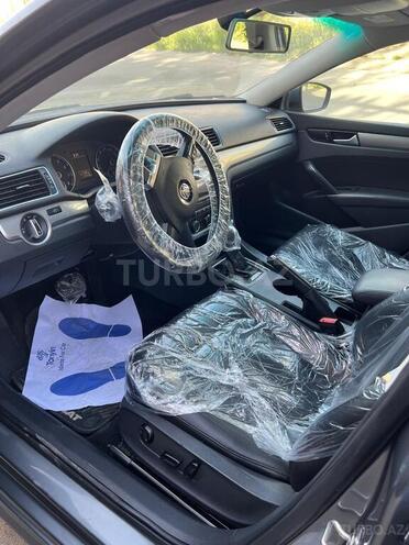 Volkswagen Passat 2015, 210,000 km - 1.8 l - Bakı