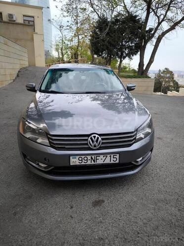 Volkswagen Passat 2015, 210,000 km - 1.8 l - Bakı