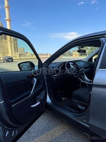 Mitsubishi Eclipse Cross 2021, 70,000 km - 2.0 l - Bakı