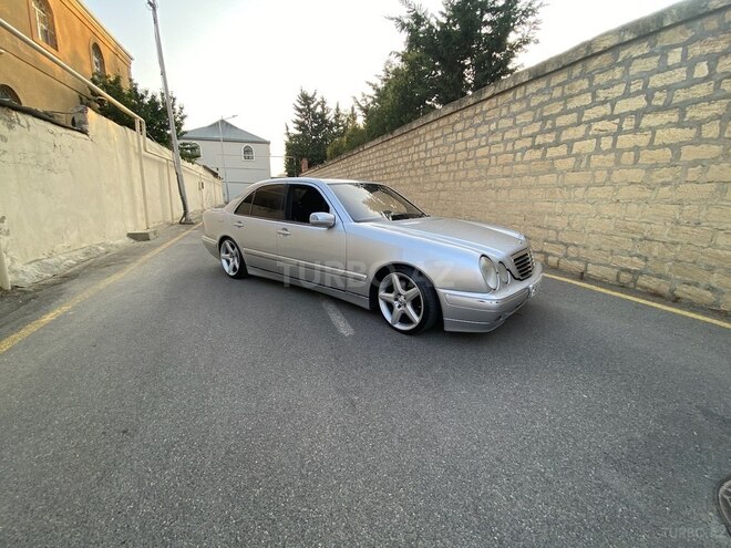 Mercedes E 320 2000, 250,000 km - 3.2 l - Bakı