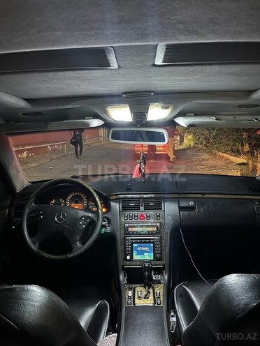 Mercedes E 320 2001, 370,000 km - 3.2 l - Bakı