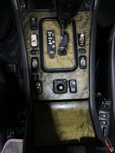 Mercedes E 320 2001, 370,000 km - 3.2 l - Bakı