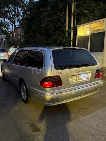 Mercedes E 320 2001, 370,000 km - 3.2 l - Bakı