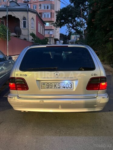 Mercedes E 320 2001, 370,000 km - 3.2 l - Bakı