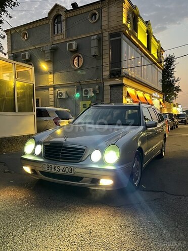 Mercedes E 320 2001, 370,000 km - 3.2 l - Bakı