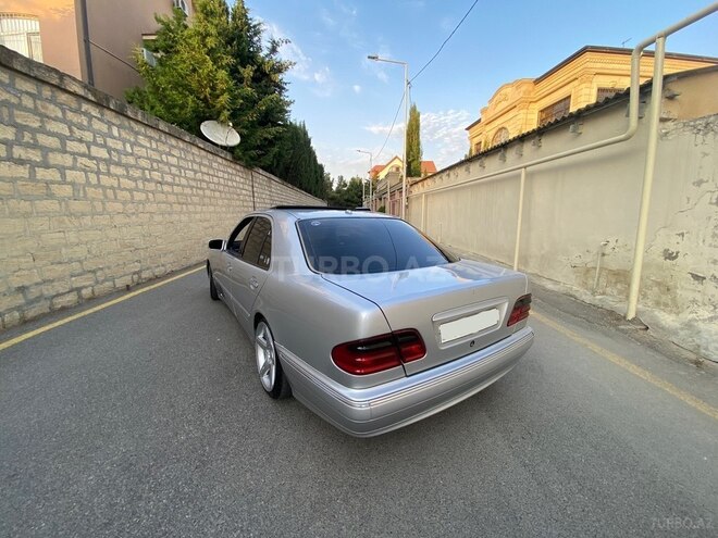 Mercedes E 320 2000, 250,000 km - 3.2 l - Bakı