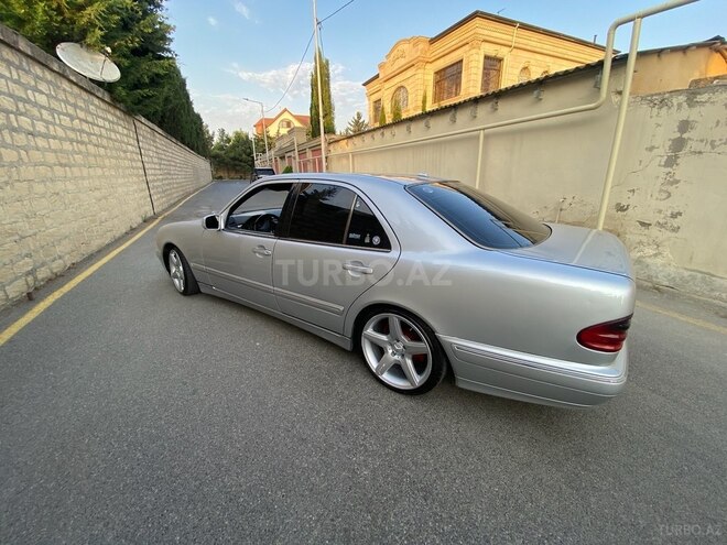 Mercedes E 320 2000, 250,000 km - 3.2 l - Bakı