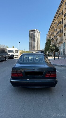 Mercedes E 230 1996, 550,000 km - 2.3 l - Bakı