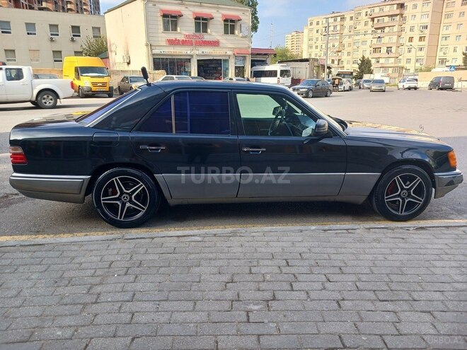 Mercedes E 220 1993, 444,567 km - 2.2 л - Bakı