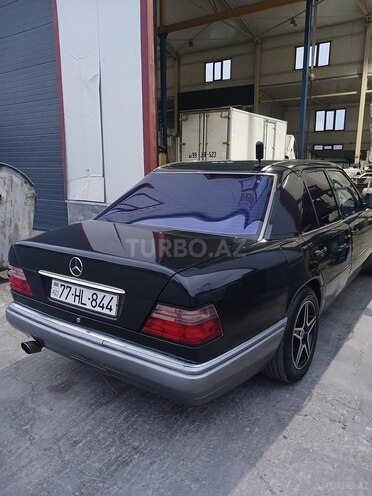 Mercedes E 220 1993, 444,567 km - 2.2 л - Bakı