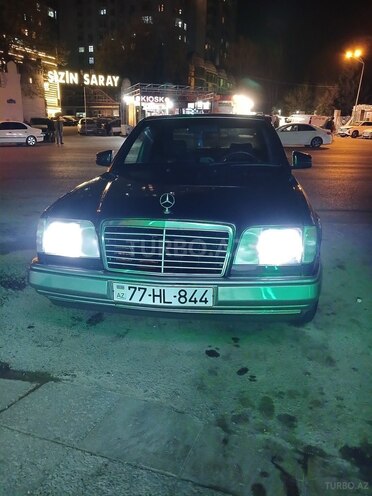 Mercedes E 220 1993, 444,567 km - 2.2 л - Bakı