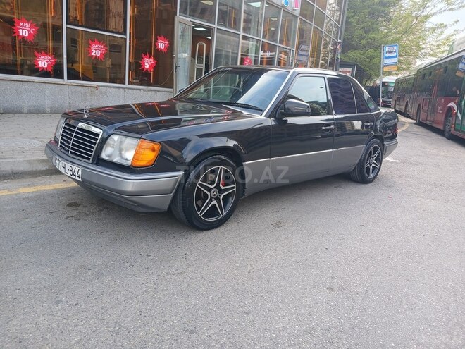 Mercedes E 220 1993, 444,567 km - 2.2 л - Bakı