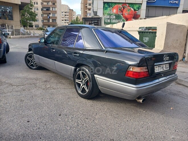 Mercedes E 220 1993, 444,567 km - 2.2 л - Bakı