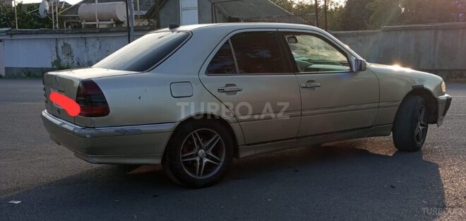 Mercedes C 230 1996, 323,106 km - 2.3 l - Göyçay