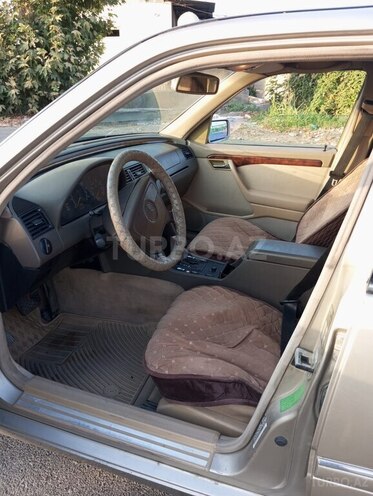 Mercedes C 230 1996, 323,106 km - 2.3 l - Göyçay