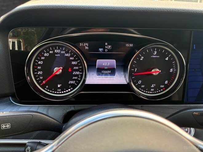 Mercedes E 220 d 2018, 106,601 km - 2.0 l - Bakı