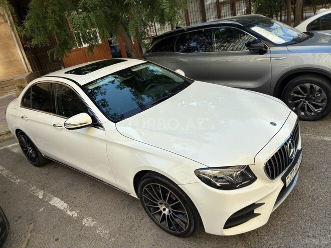 Mercedes E 220 d 2018, 106,601 km - 2.0 l - Bakı