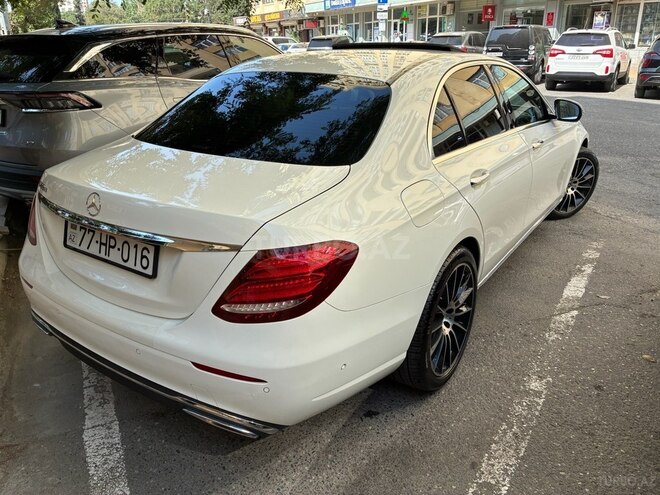 Mercedes E 220 d 2018, 106,601 km - 2.0 l - Bakı