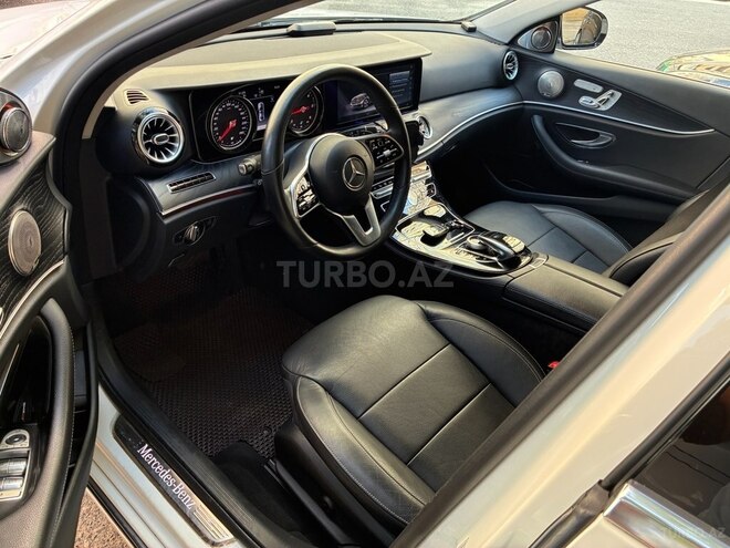Mercedes E 220 d 2018, 106,601 km - 2.0 l - Bakı