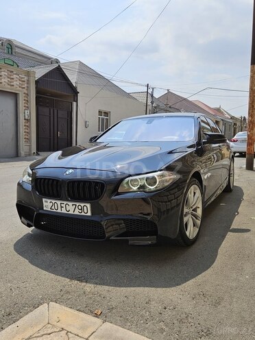 BMW 528 2015, 230,000 km - 2.0 l - Gəncə