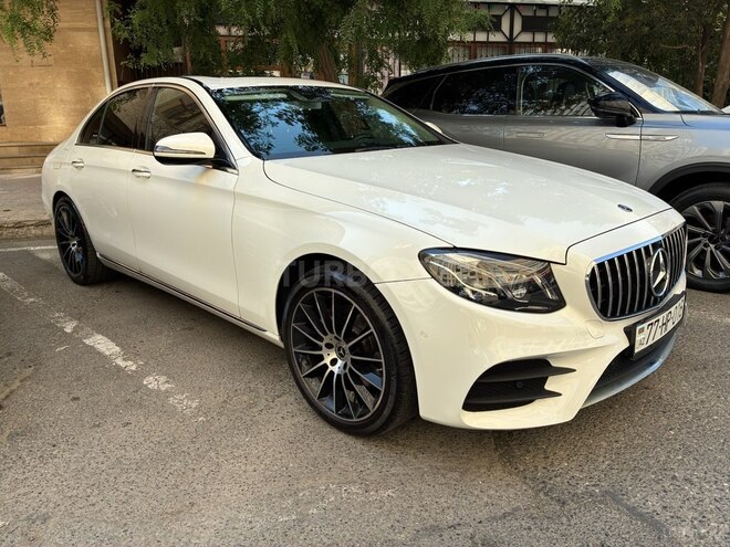 Mercedes E 220 d 2018, 106,601 km - 2.0 l - Bakı
