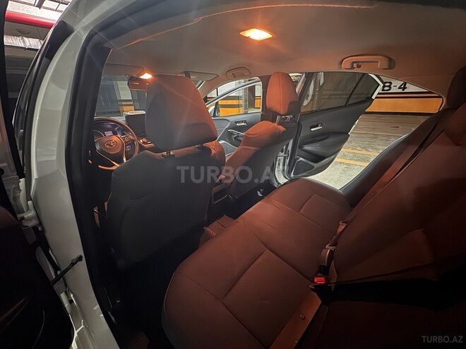 Toyota Corolla 2022, 46,000 km - 1.8 l - Bakı
